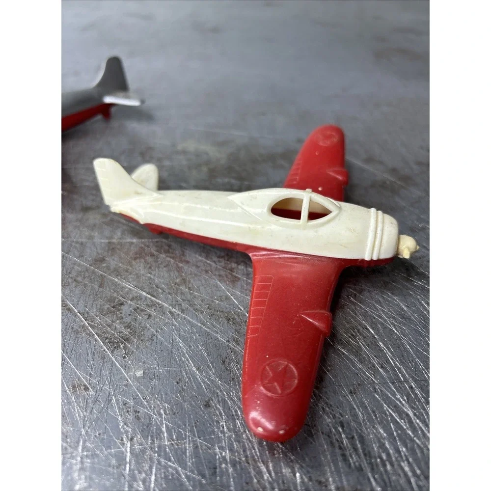 Hubley planes are